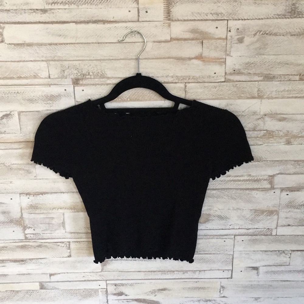 Brandy Black fitted ruffle top